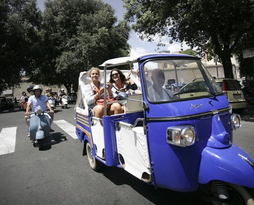 Veicoli - Visitare Roma in Ape Calessino 2