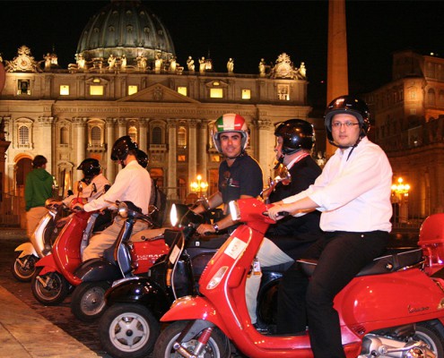 Veicoli - Escursione guidata Roma in Vespa di coppia 2